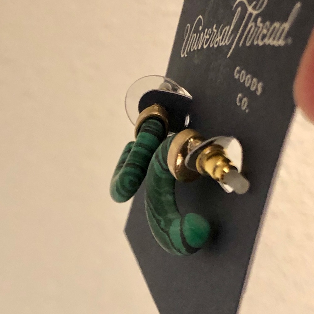 Universal Thread Emerald and Gold Hoop Earrings - Picture 4 of 4